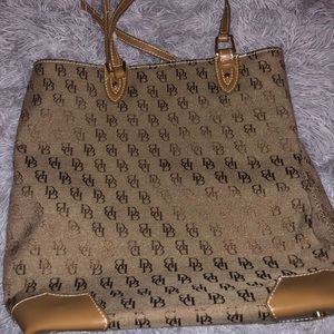 Vintage Dooney & Burke Shoulder tote